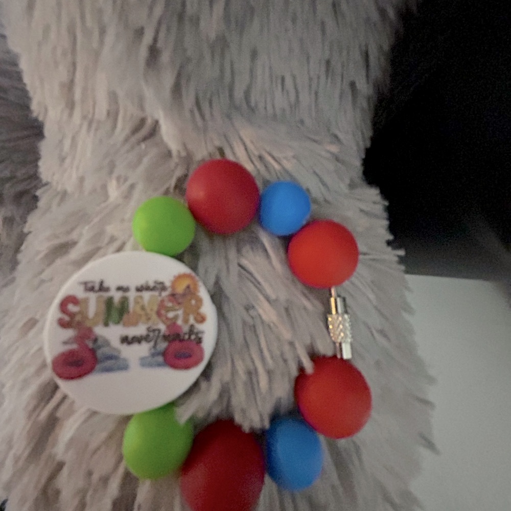“Summer” decorative silicone bead charm for 40 ounce Tumblr with handle